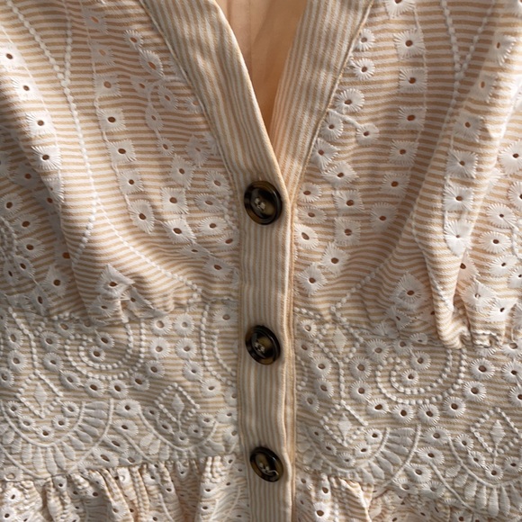 Dress - Picture 4 of 9